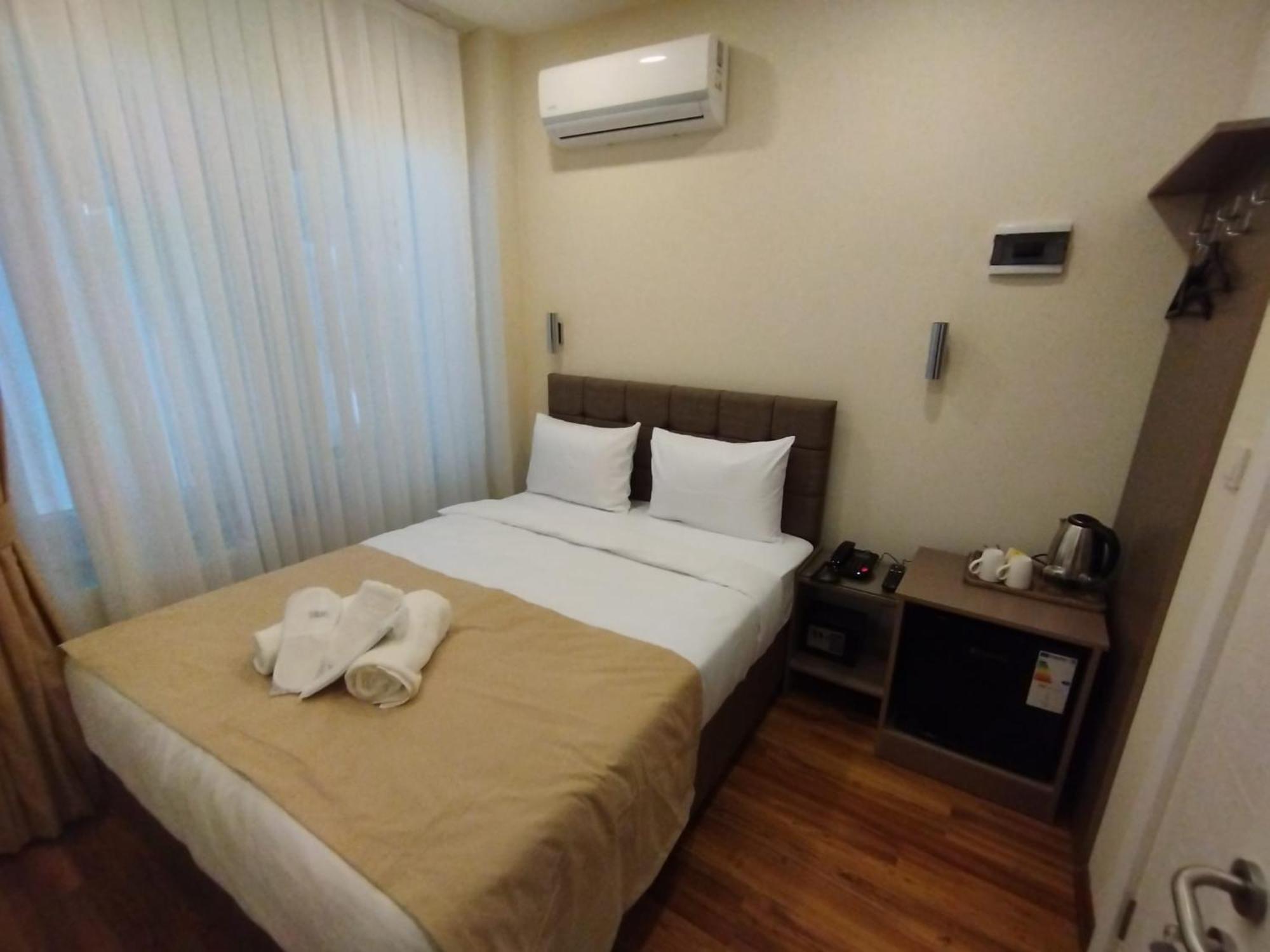 Taksim Nacre 360 Suit Istanbul Exterior photo