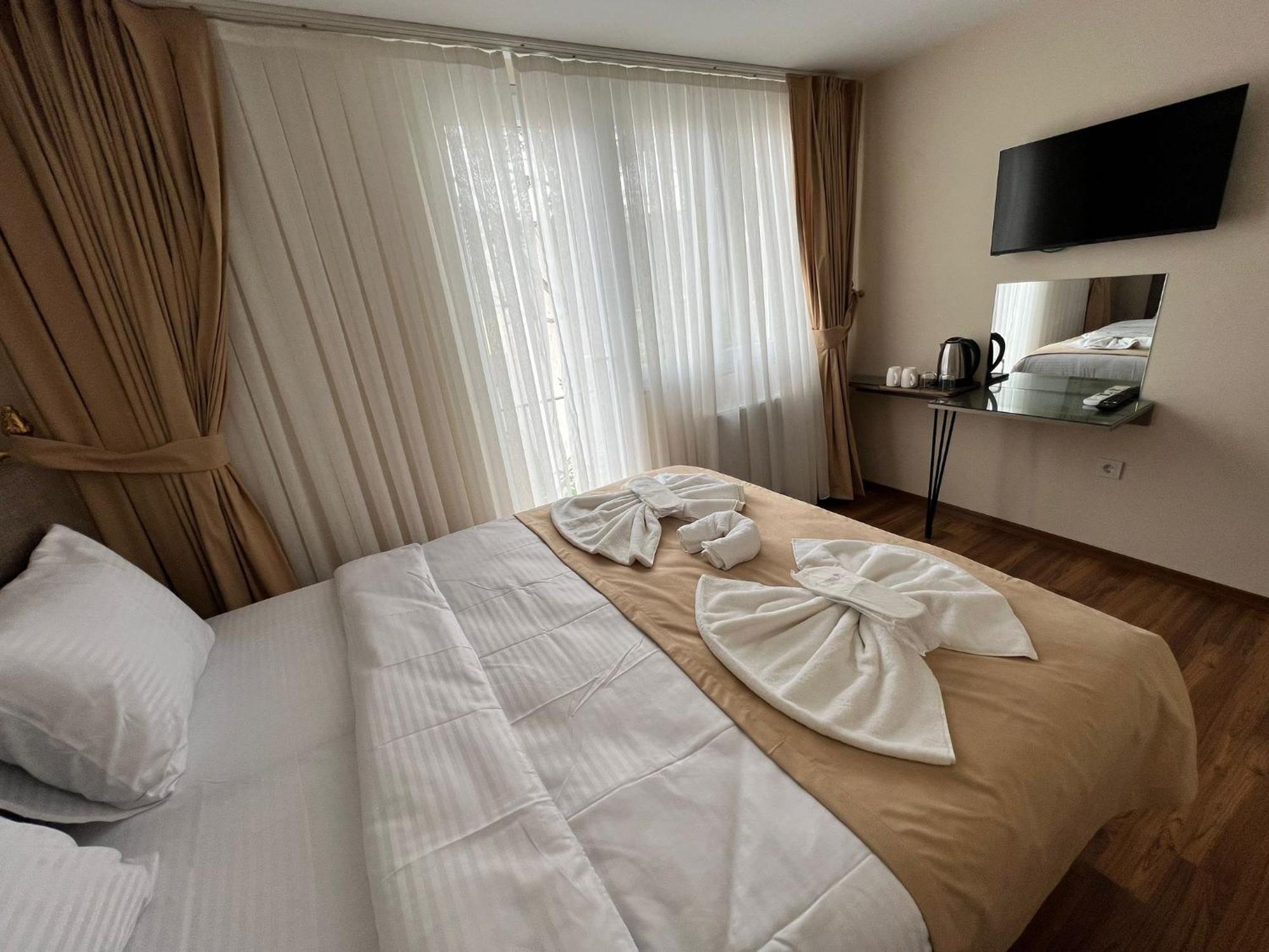 Taksim Nacre 360 Suit Istanbul Exterior photo