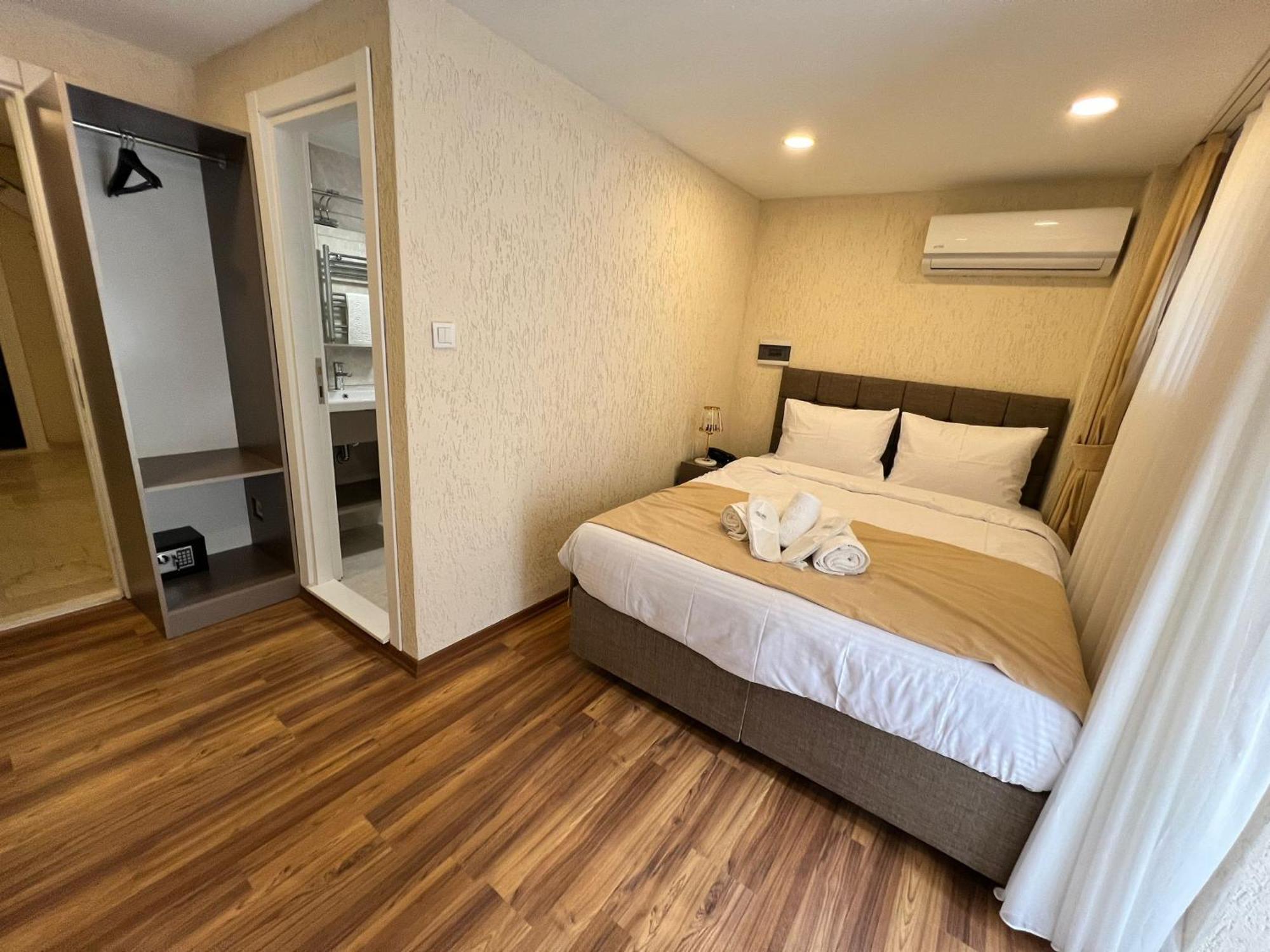 Taksim Nacre 360 Suit Istanbul Exterior photo