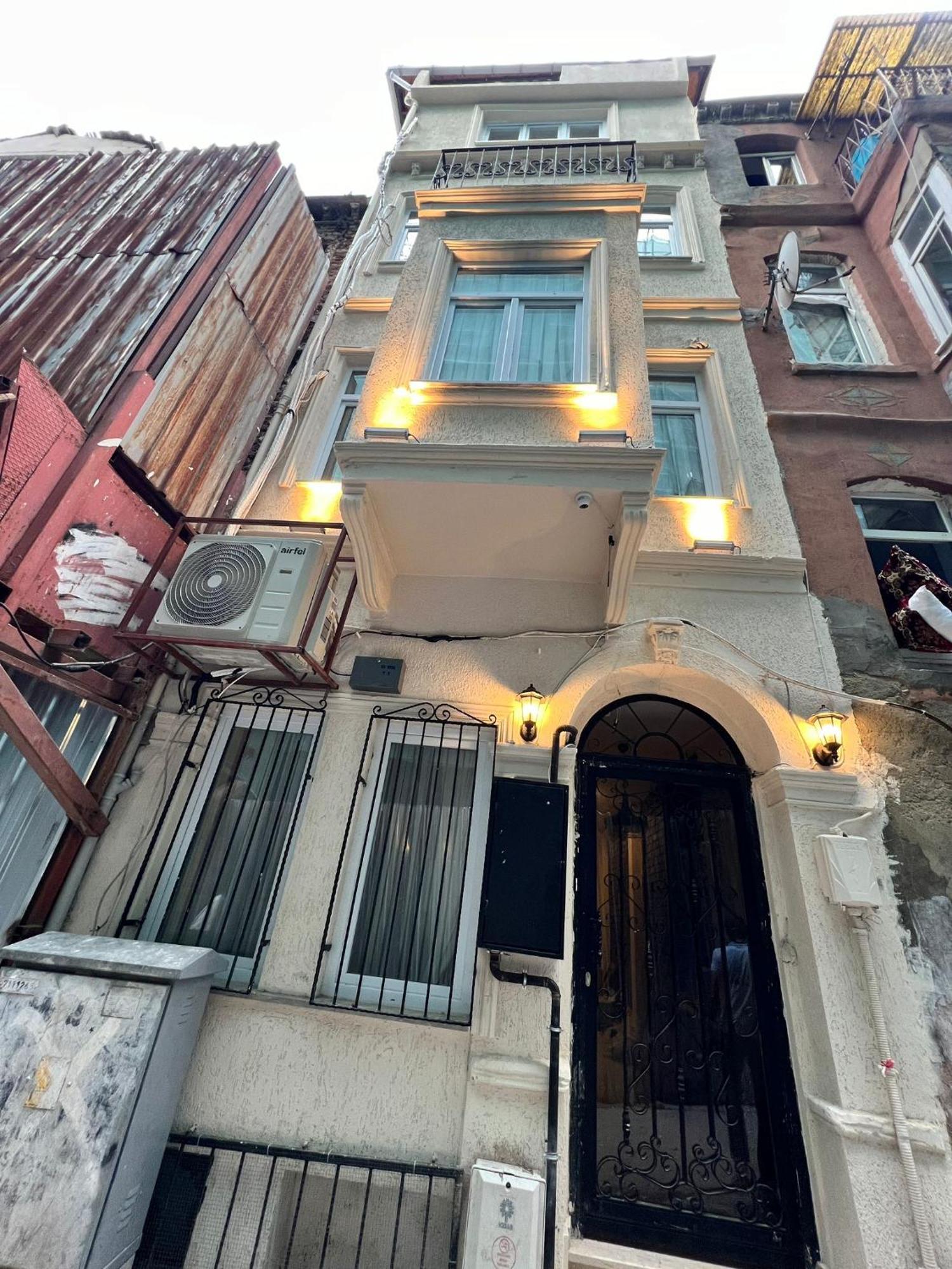 Taksim Nacre 360 Suit Istanbul Exterior photo