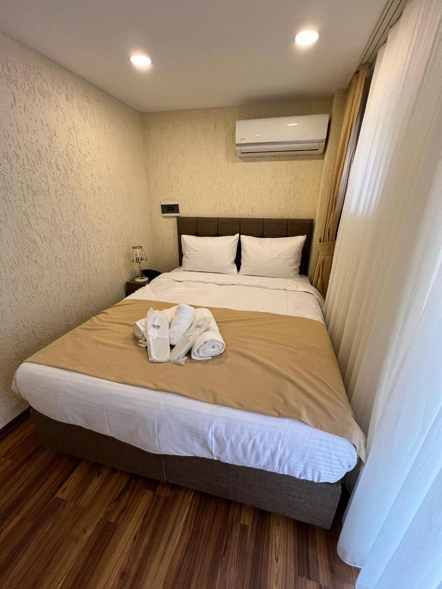 Taksim Nacre 360 Suit Istanbul Exterior photo